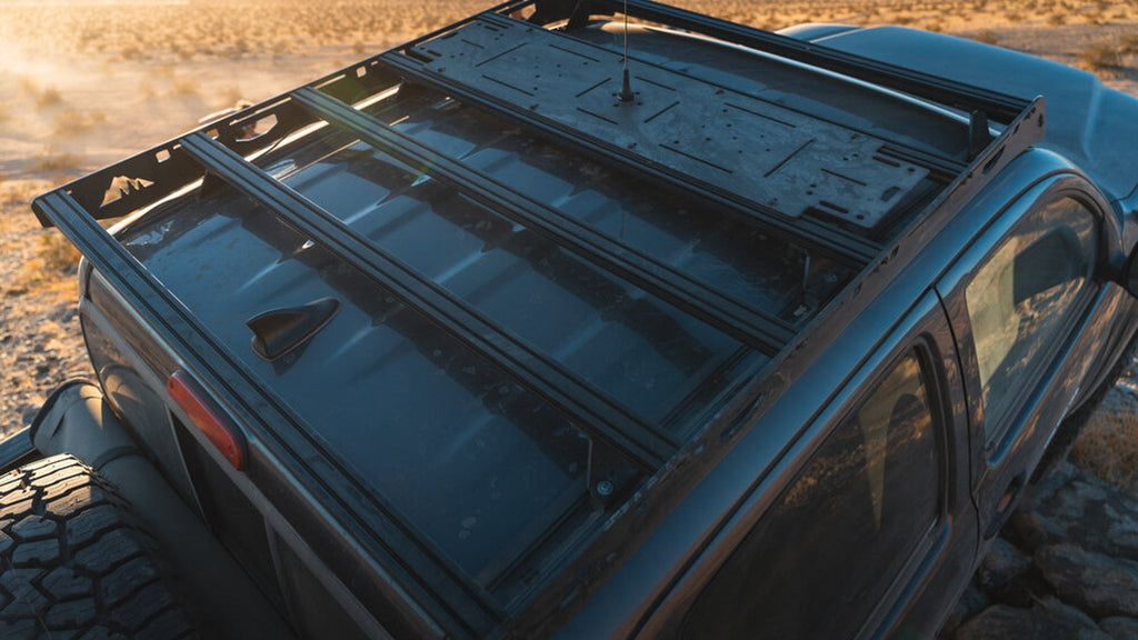 Adapt Plate and antenna on a Sherpa rack, from above